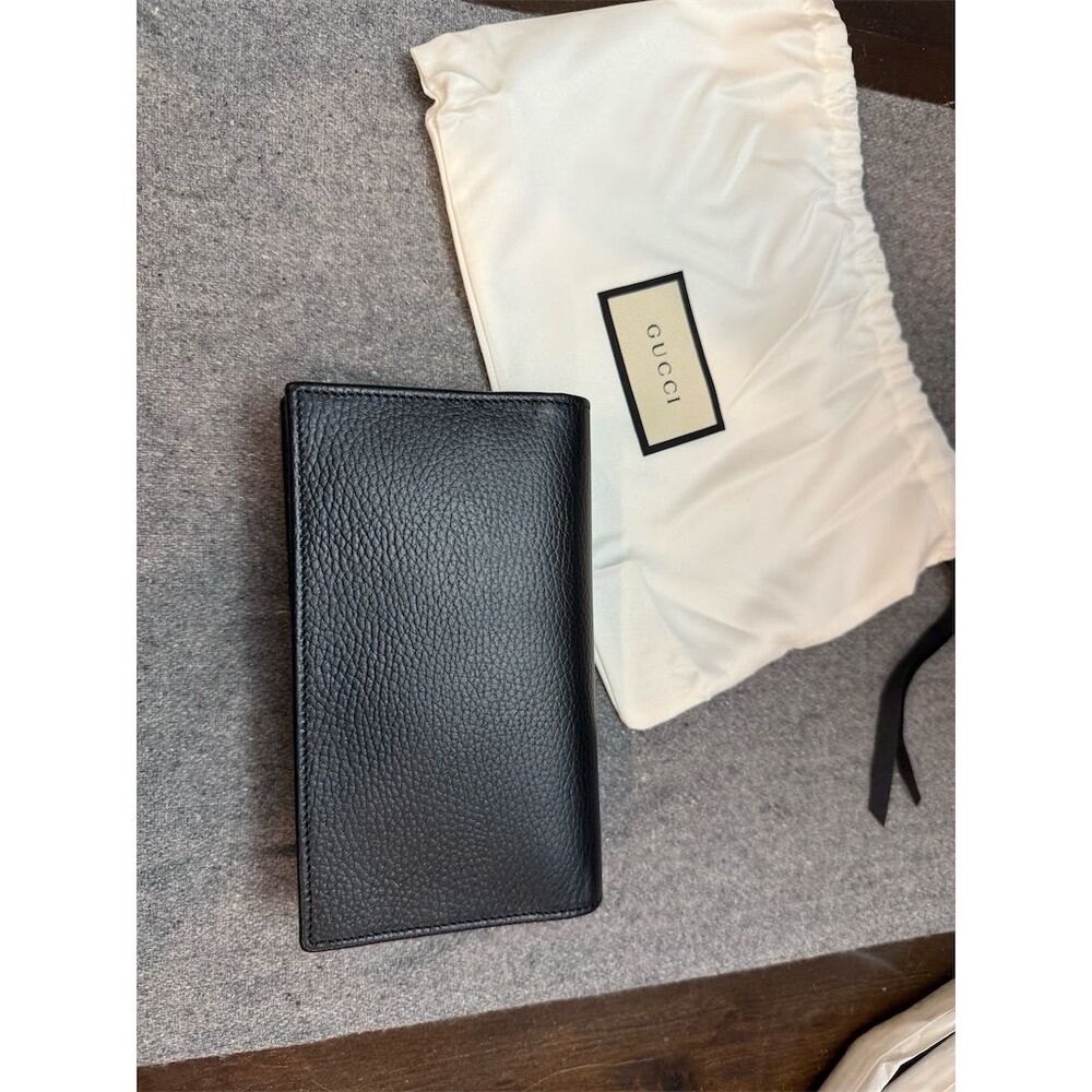 Gucci Women's Black Shoulder Bag with Silver Chain & GG Logo - Picture 5 of 11